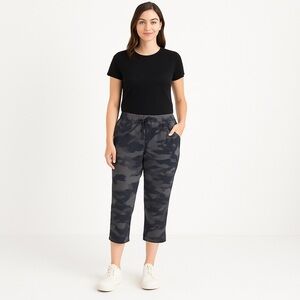 Old Navy Size M Gray Camo Activewear Pants / 3352